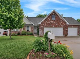 3017 Thoroughbred Dr, Washington, MO 63090