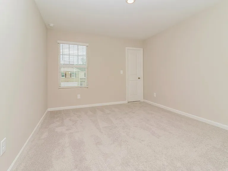 506 Knightsbridge Ln — Photo 12