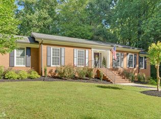 125 Oak Creek Cir, Toccoa, GA 30577