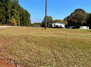 202 Walker Ave, Chesnee, SC 29323