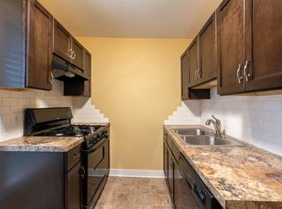 465 Crescent St NE #467, Grand Rapids, MI 49503