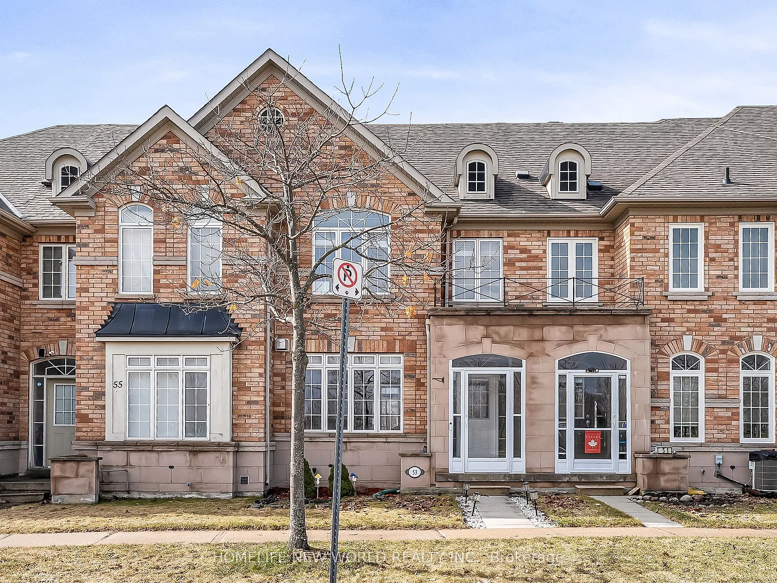 3 bed, $3,380 — Photo 2