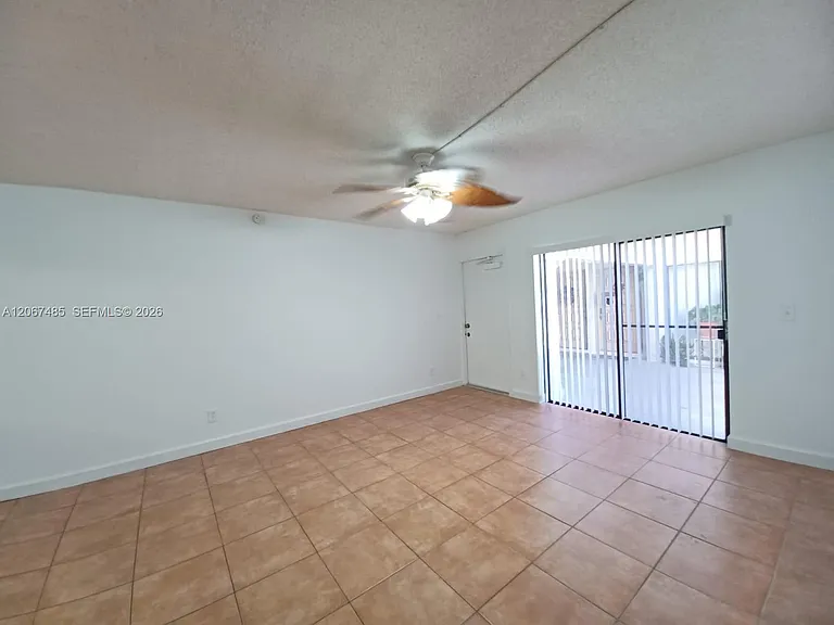 11120 Royal Palm Blvd #4-10 — Photo 5