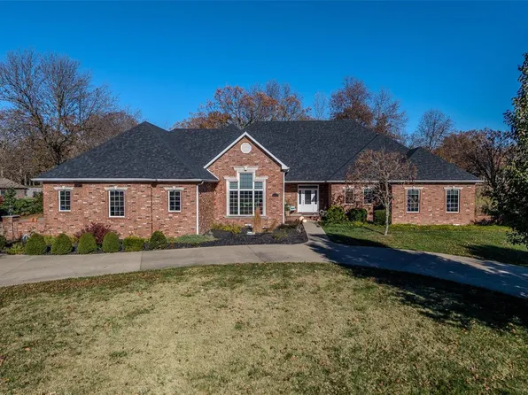 315 Coach Rd, Lebanon, MO 65536