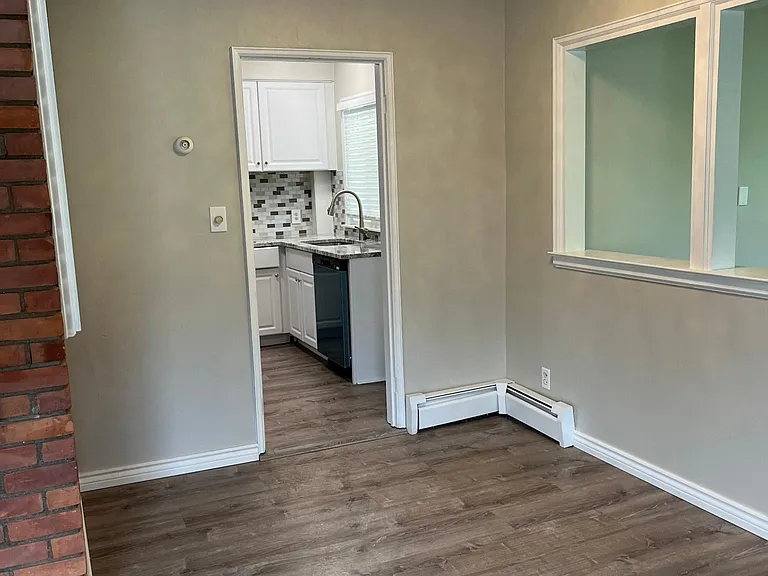 1812 Clifton Ave — Photo 14