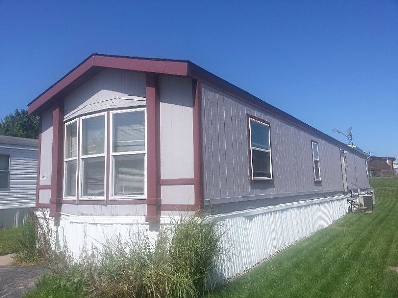 1st image of 11724 N Walrond Ave