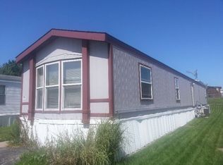 11724 N Walrond Ave, Kansas City, MO 64156