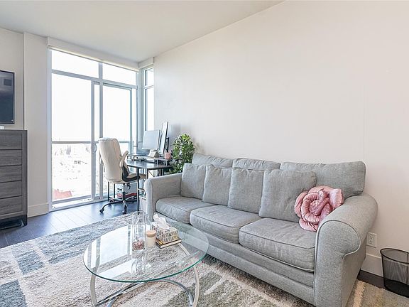 4th image of 83 Saghalie Rd #708