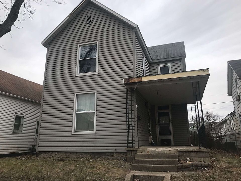 1st image of 716 W Miami Ave