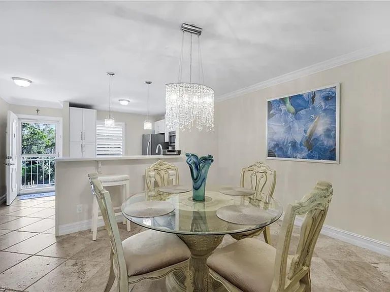 4200 Belair Ln #316 — Photo 9