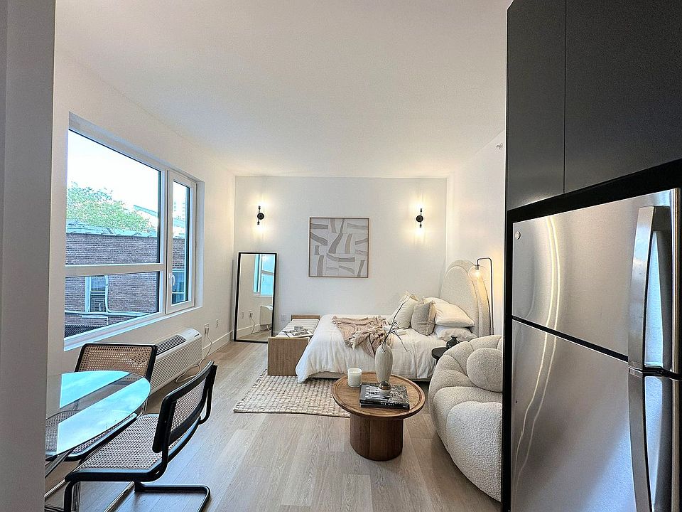 2nd image of 1019 President St #5S