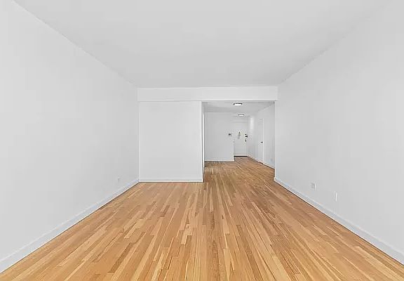 5th image of 83-37 Saint James Ave #5M