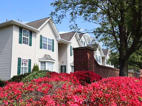 2nd image of 34 Chanda Ct #34