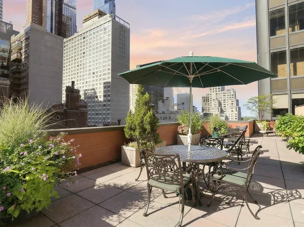 77 West 55th Street image 22 of 25