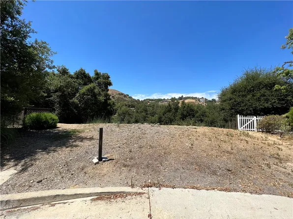19 Bronco Ln, Bell Canyon, CA 91307