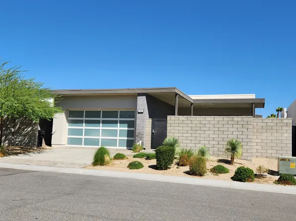 3588 Ambassador Dr, Palm Springs, CA 92262
