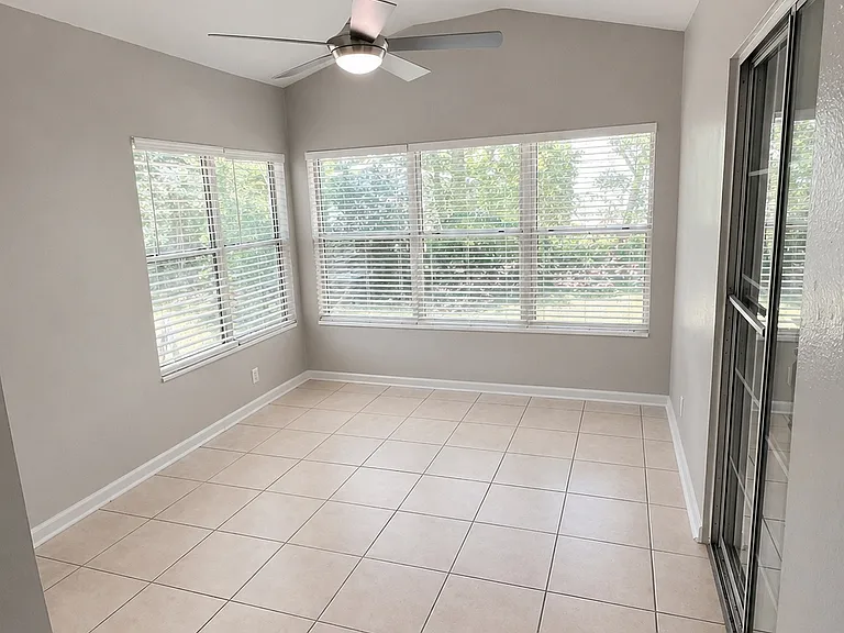 1816 Atkamire Dr — Photo 10