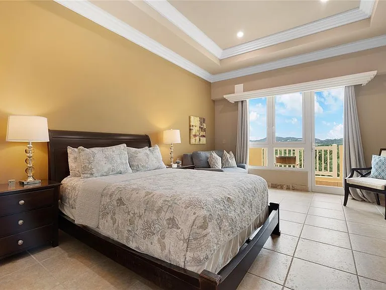 500 Ocean Dr #553 — Photo 37