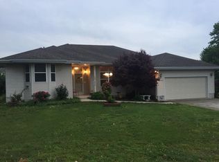 3002 N Farm Road 127, Springfield, MO 65803