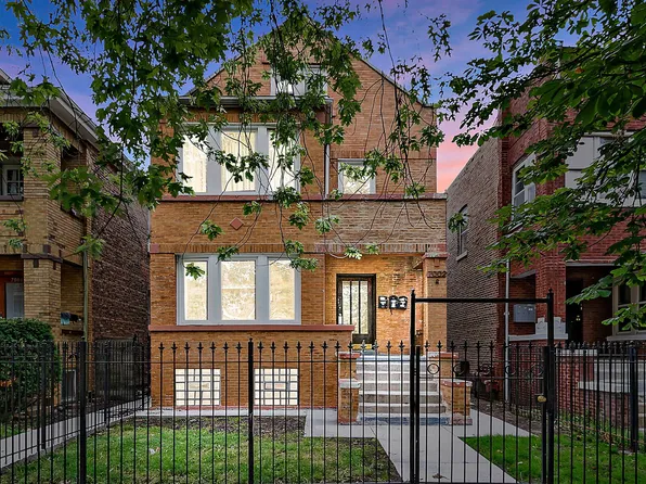 7002 S Rockwell St, Chicago, IL 60629