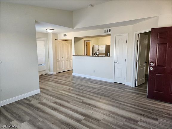 4th image of 5055 W Hacienda Ave Unit 2161