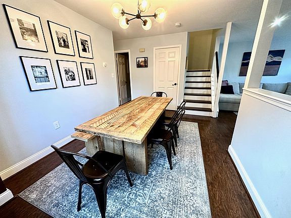 5th image of 9 Canterbury Cir