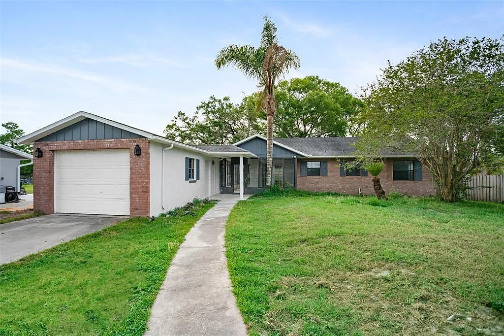 2 bed, 2.0 bath, 760 sqft, $1,999 — Photo 1