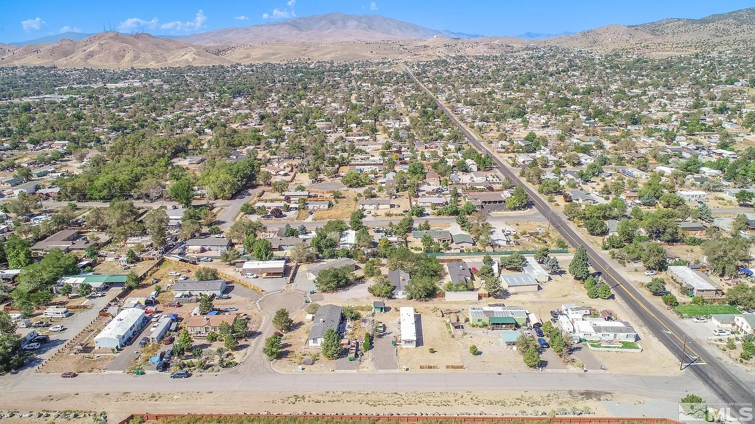 5673 Klondike Dr photo 1