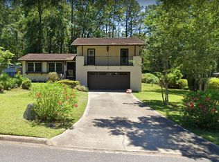 909 Shadowlawn Dr, Tallahassee, FL 32312