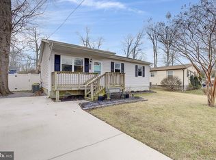 409 Highland Dr, Edgewater, MD 21037