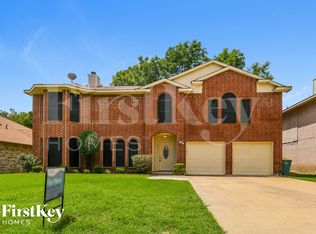 905 Shady Brook Ln, Cedar Hill, TX 75104