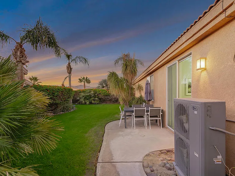 67361 N Laguna Dr — Photo 16