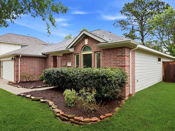3rd image of 30626 Country Meadows Dr