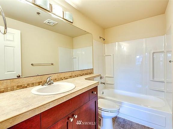 2nd image of 1860 S 284th Ln APT M201