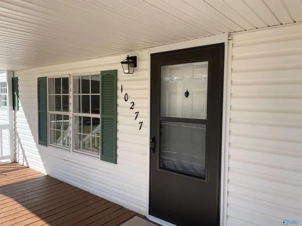 10277 Dogwood Ln, Athens, AL 35614