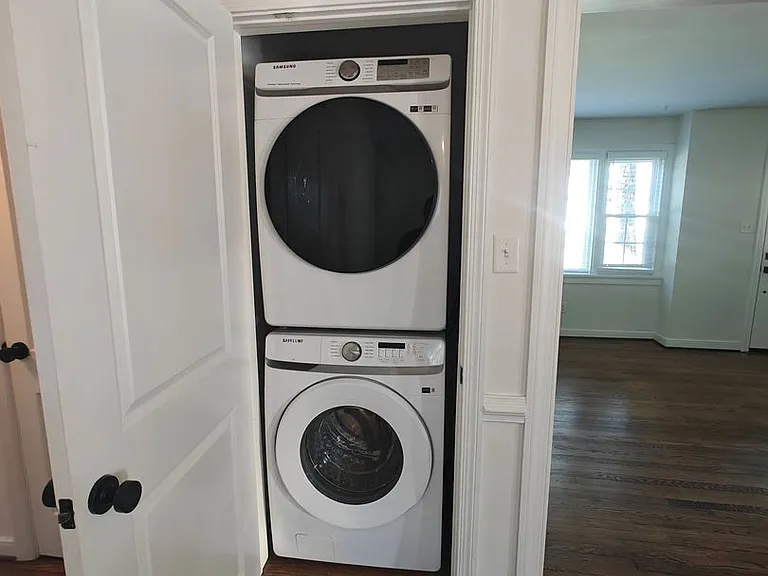 8402 Rolando Dr — Photo 18
