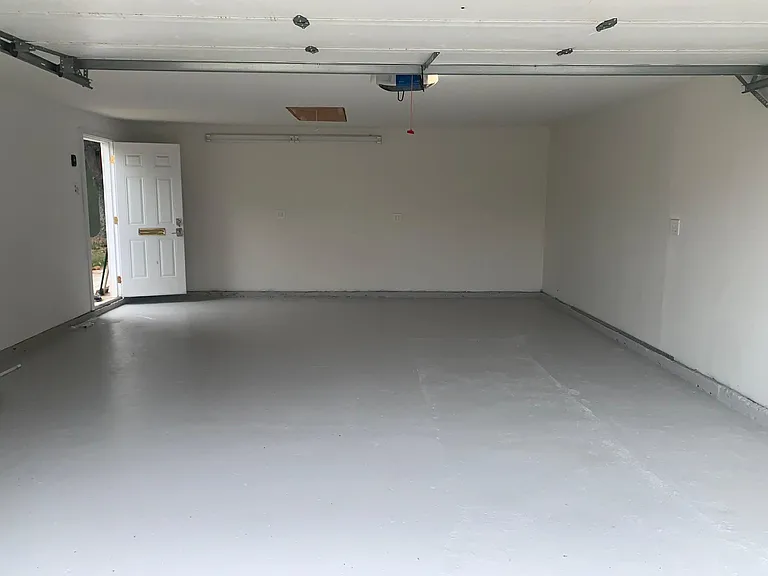 3716 W Victory Blvd — Photo 4