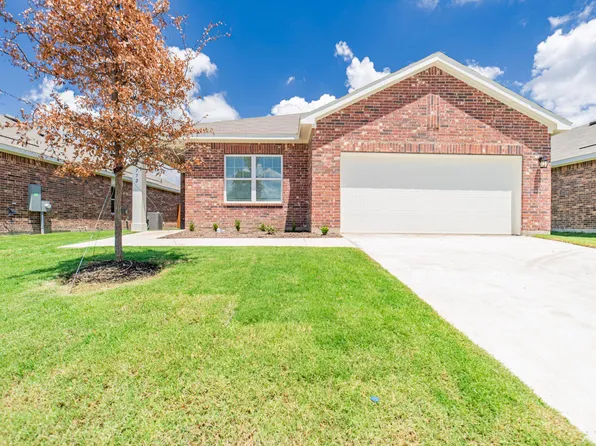 772 Wellington Dr, Lavon, TX 75166