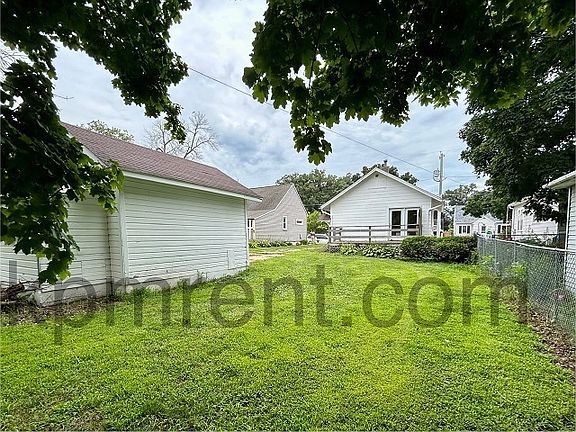 4th image of 508 11th Ave SW