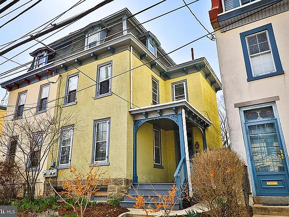 2nd image of 5908 McCallum St #1