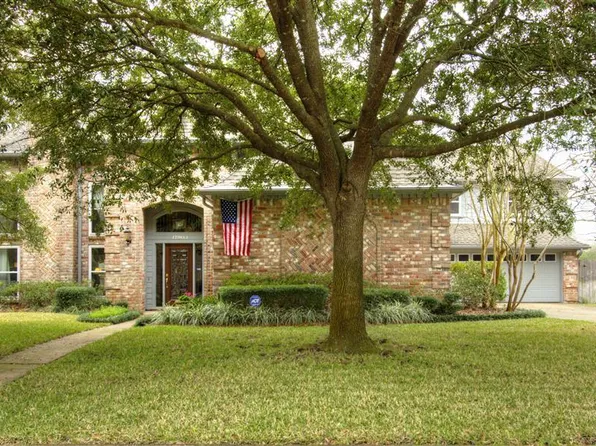 17903 Shadow Valley Dr, Spring, TX 77379