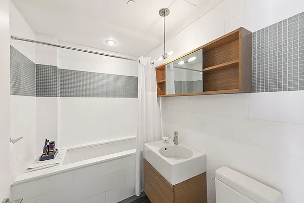 Rented by Nest Seekers International | media 42