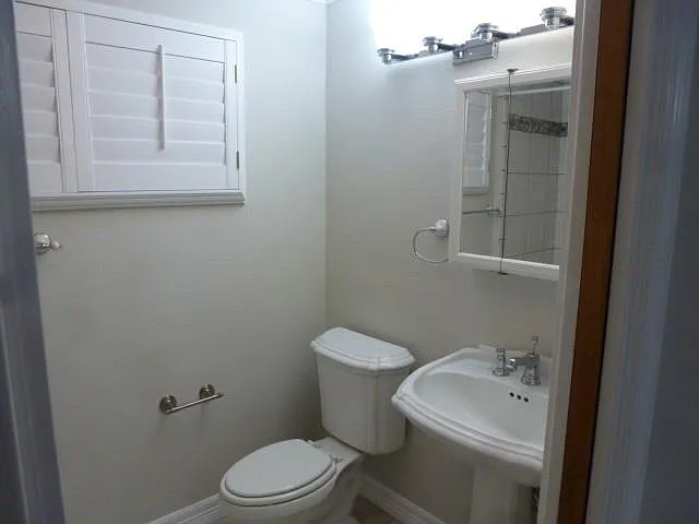 211C S Meadowlark St — Photo 8