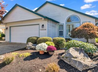 12636 SW Peachvale St, King City, OR 97224