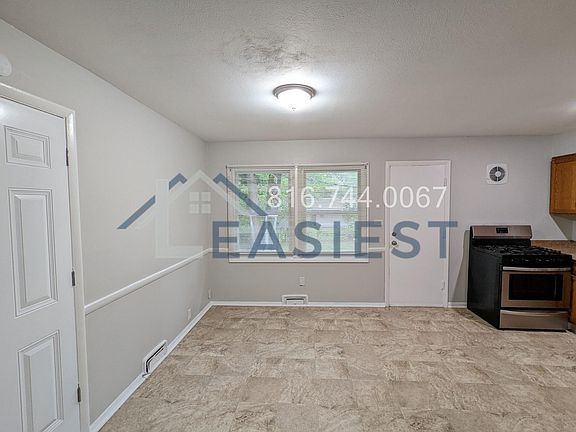 5th image of 7605 E 112th Ter