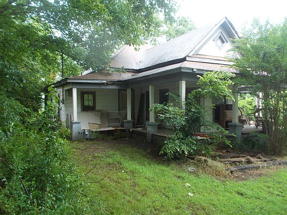 2nd image of 162 N Wilson Ave
