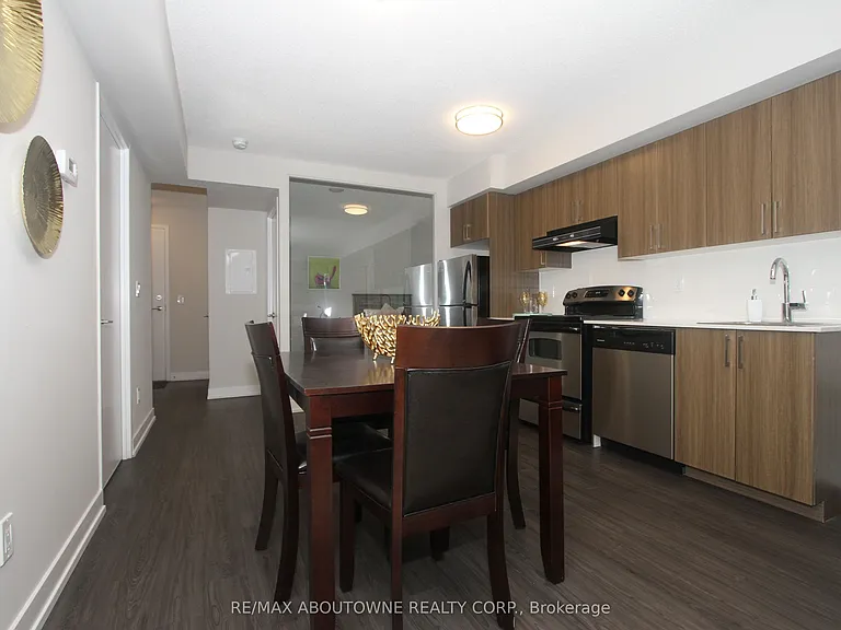 561 Sherbourne St #3207 — Photo 6