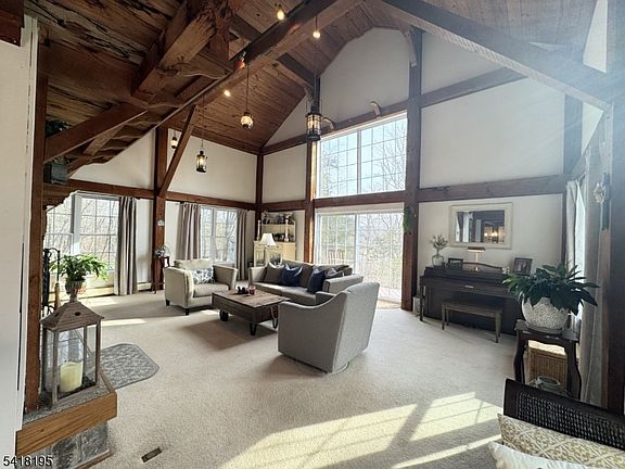 3rd image of 60 Plotts Rd