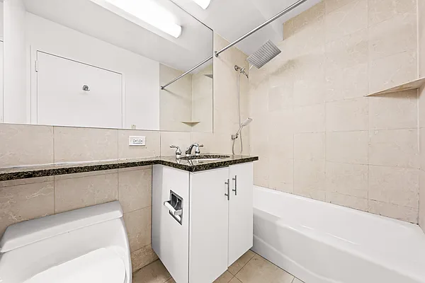 Rented by REAL New York | media 9