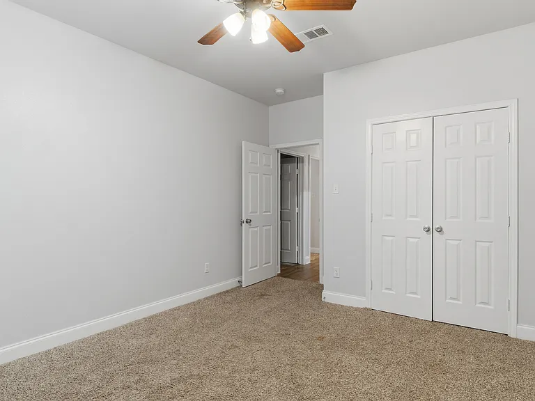 4805 Pickett — Photo 18